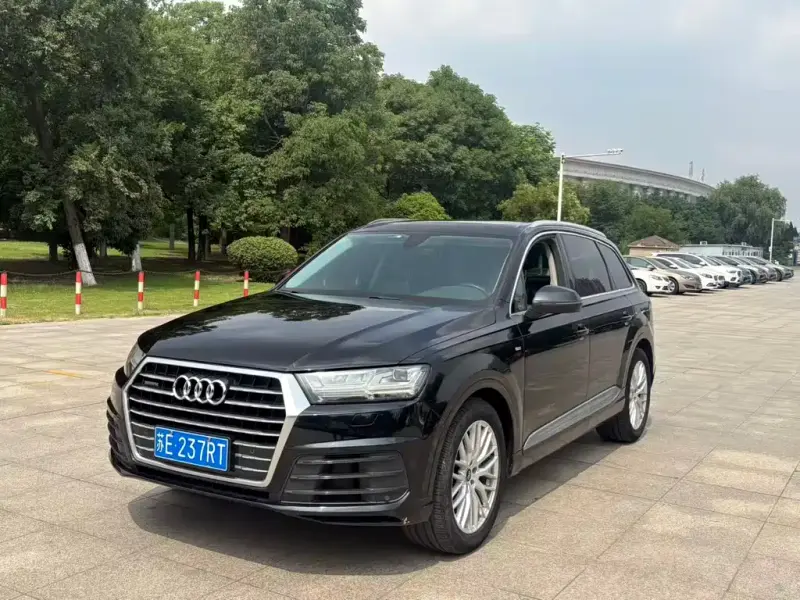 Audi Q7, 2017 — фото 1