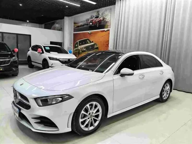 Mercedes-Benz A-Class, 2021 — фото 1