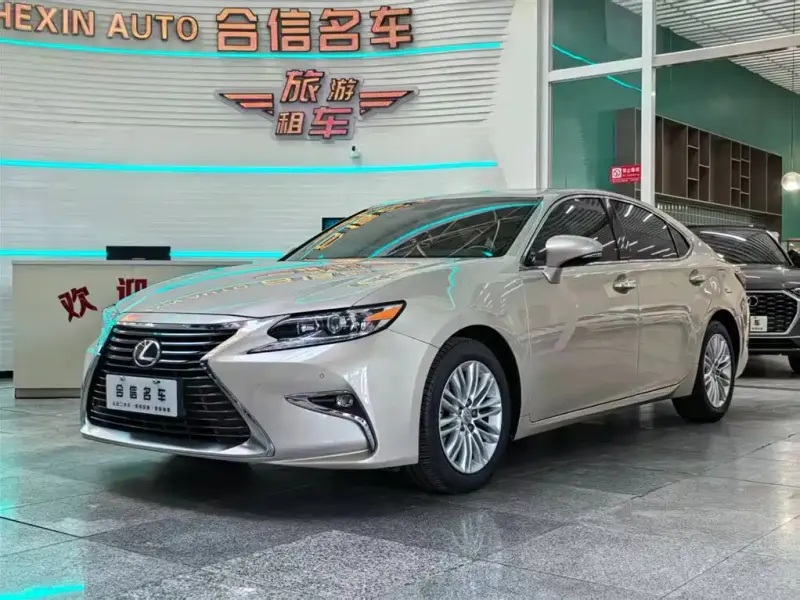 Lexus ES, 2017