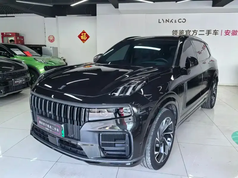 Lynk & Co 09 EM-P, 2022