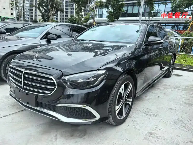 Mercedes-Benz E-Class, 2019 — фото 1