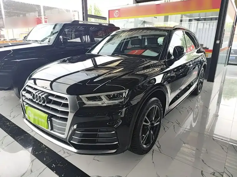 Audi Q5L, 2020