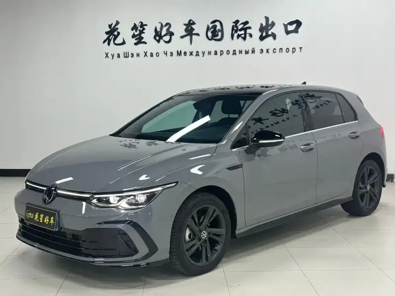 Volkswagen Golf, 2023