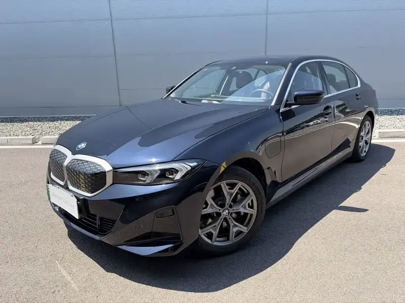 BMW i3, 2025