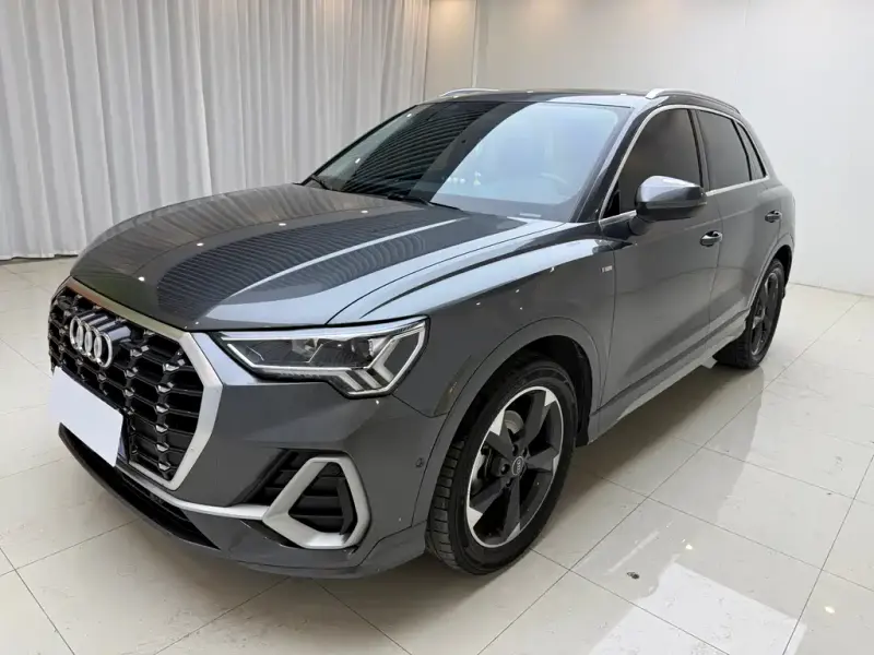Audi Q3, 2021
