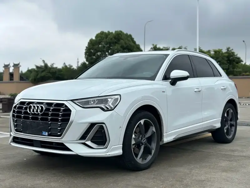 Audi Q3, 2022