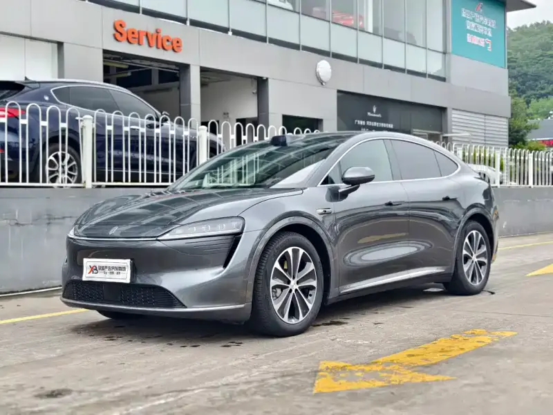 Luxeed Zhijie R7, 2025