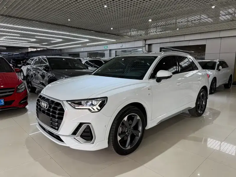 Audi Q3, 2023