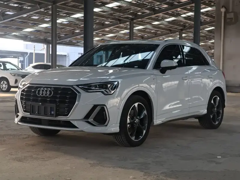 Audi Q3, 2023
