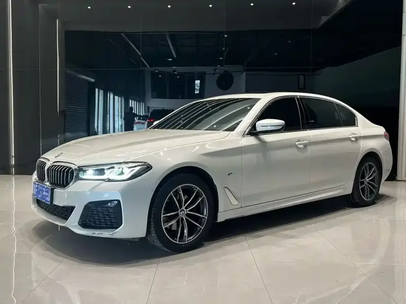 BMW 5 Series, 2024