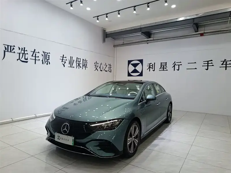 Mercedes-Benz EQE, 2025