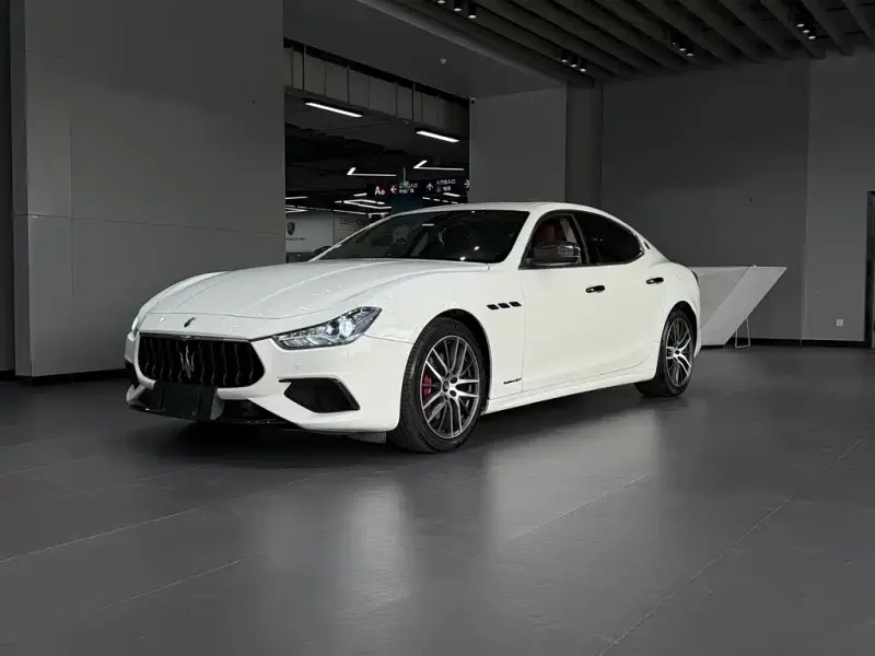 Maserati Ghibli, 2021