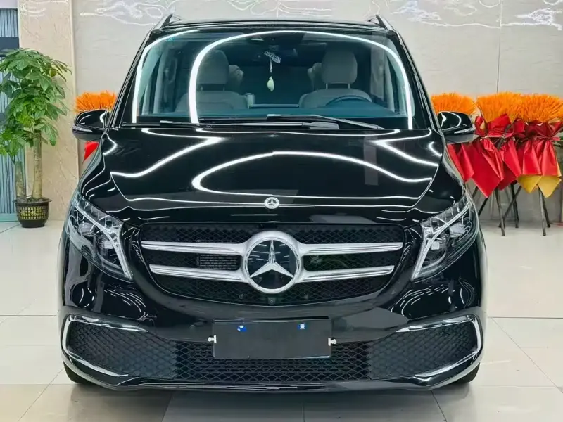 Mercedes-Benz V-Class, 2023 — фото 1