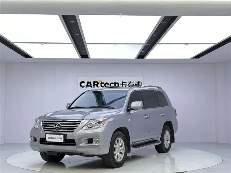 Lexus LX, 2008