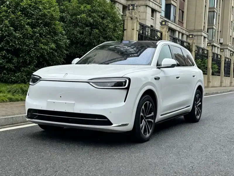 AITO M7, 2025