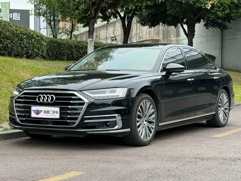 Audi A8, 2019 — фото 1