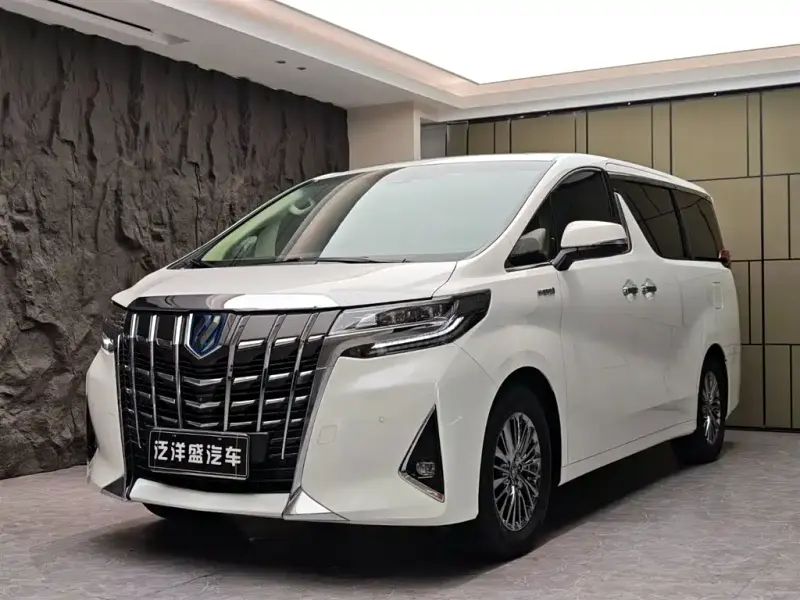 Toyota Alphard, 2022