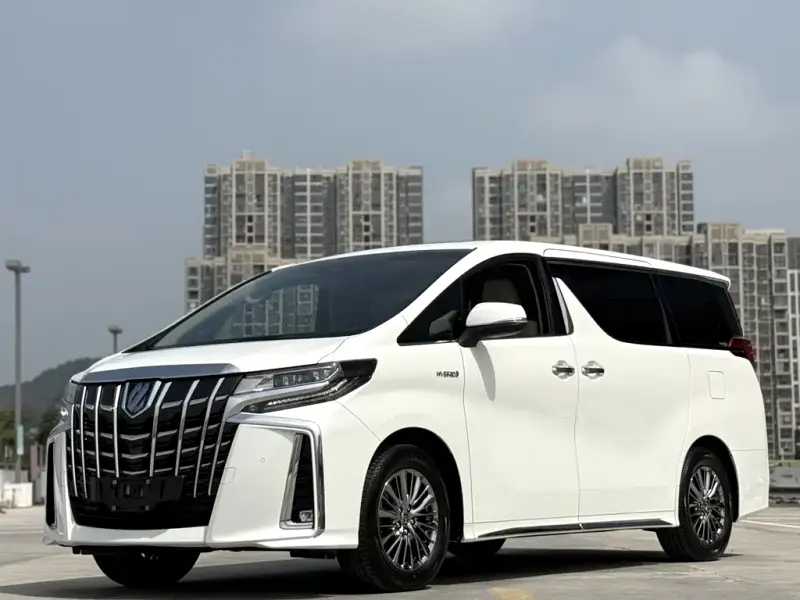 Toyota Alphard, 2022