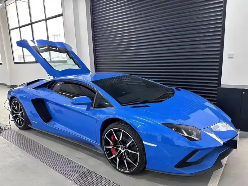 Lamborghini Aventador, 2018