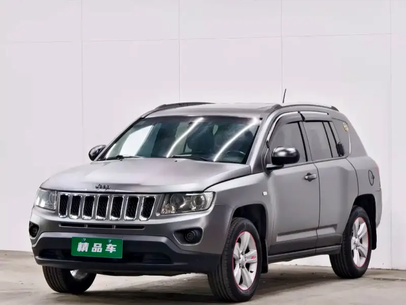 Jeep Compass (Import), 2012