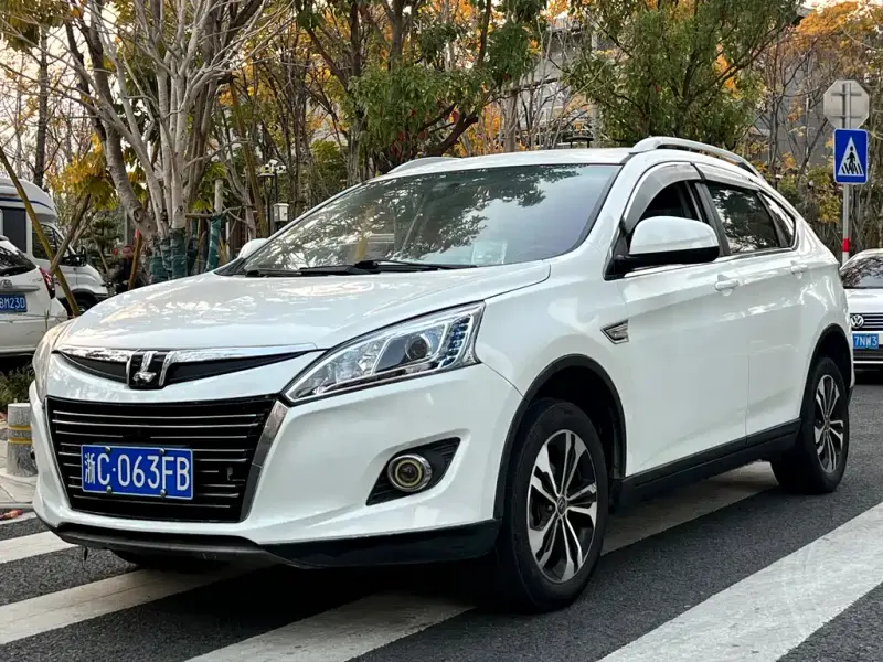 Luxgen U6, 2015