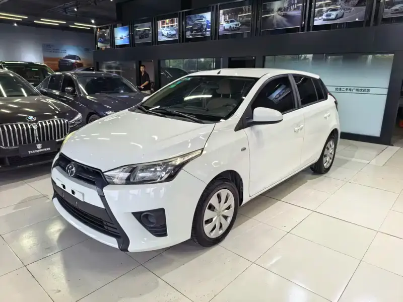 Toyota Yaris L, 2014