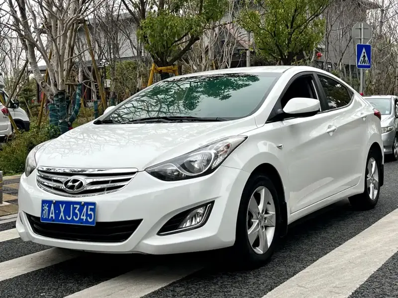 Hyundai Elantra Langdong, 2014 — фото 1