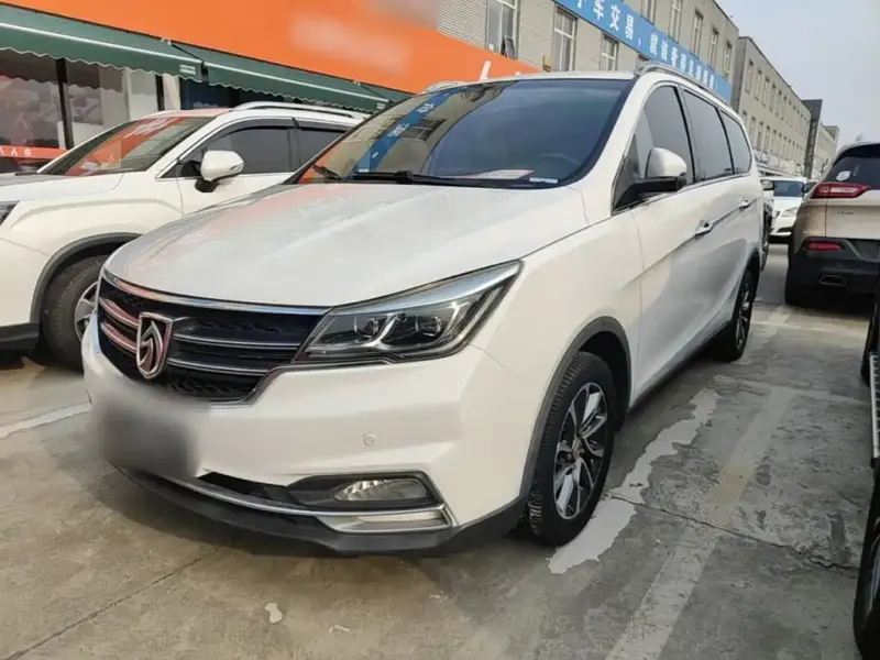 Baojun 730, 2017