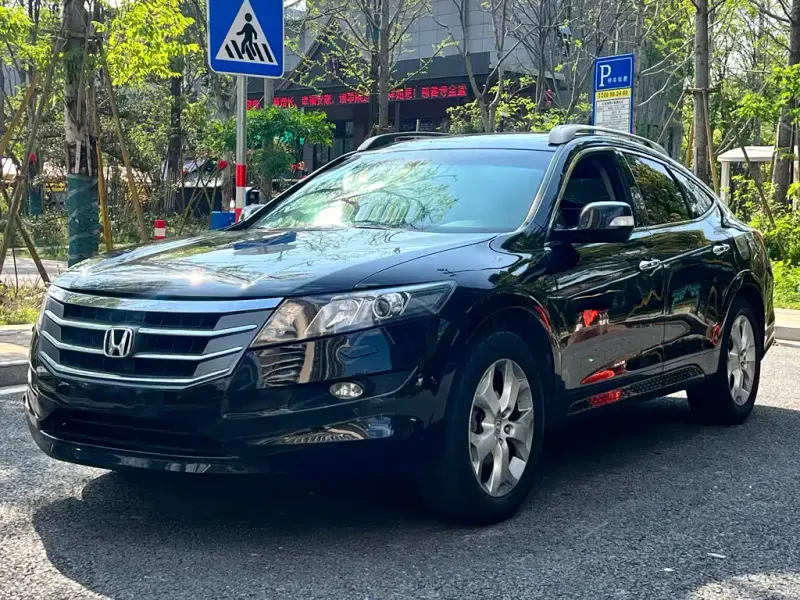 Honda Crosstour, 2014 — фото 1