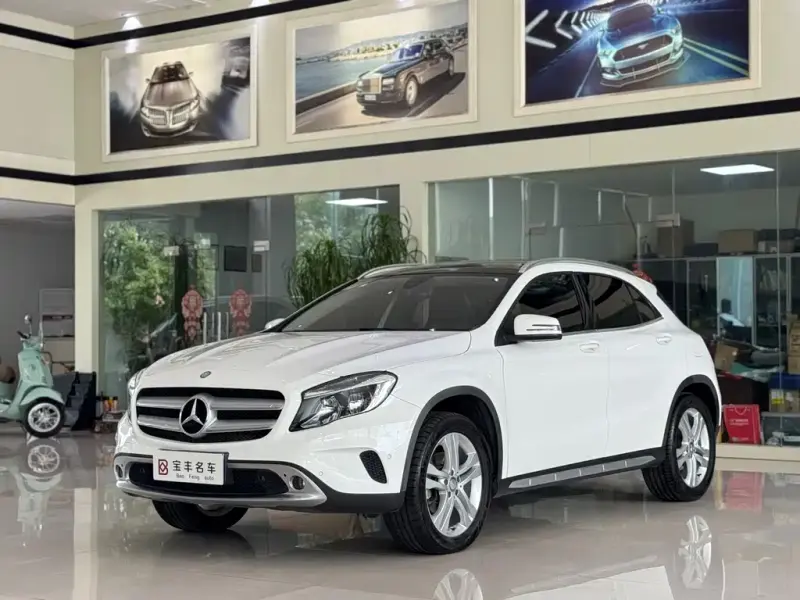 Mercedes-Benz GLA, 2016 — фото 1