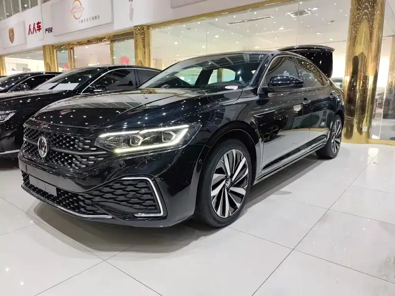 Volkswagen Passat, 2021