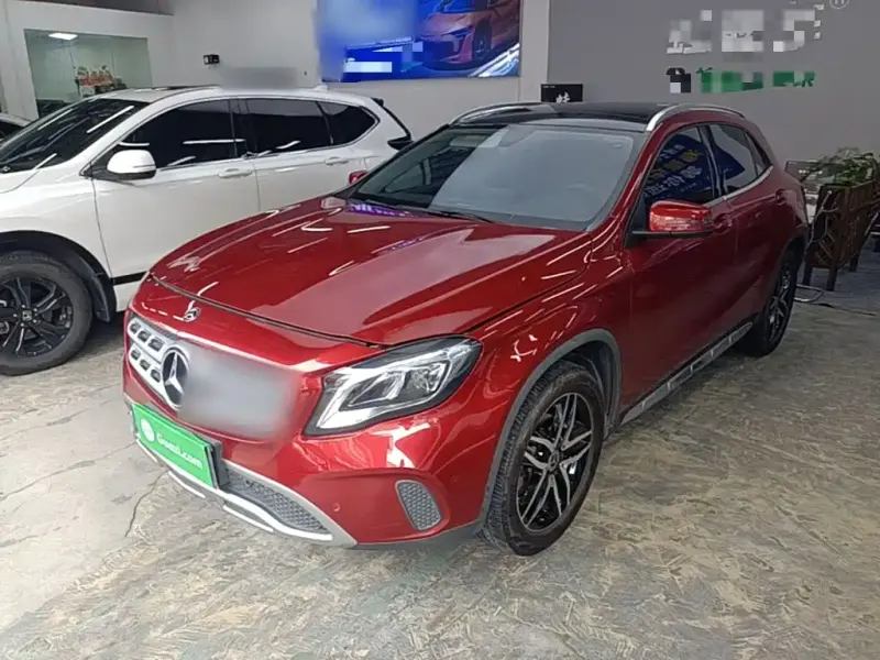 Mercedes-Benz GLA, 2017 — фото 1