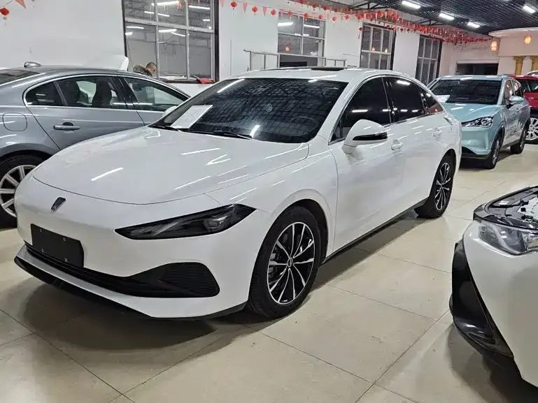 Roewe D7, 2025