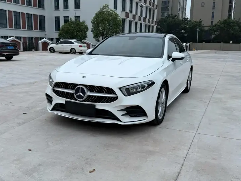 Mercedes-Benz A-Class, 2020 — фото 1