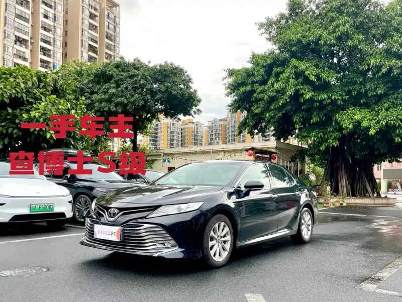 Toyota Camry, 2019