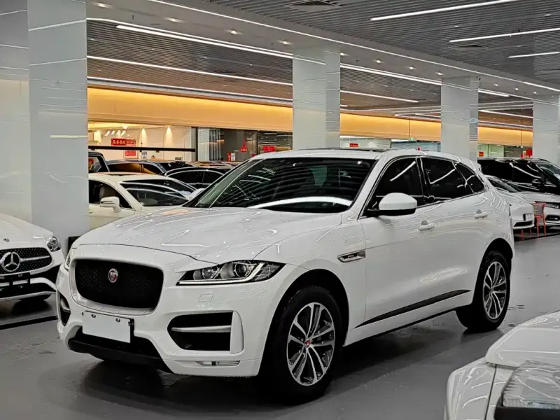 Jaguar F-PACE, 2017