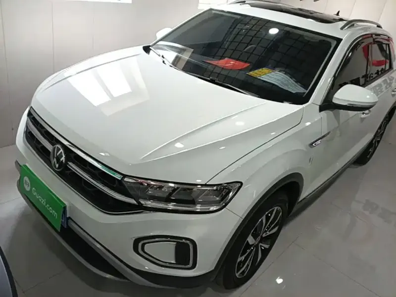 Volkswagen T-Roc, 2025