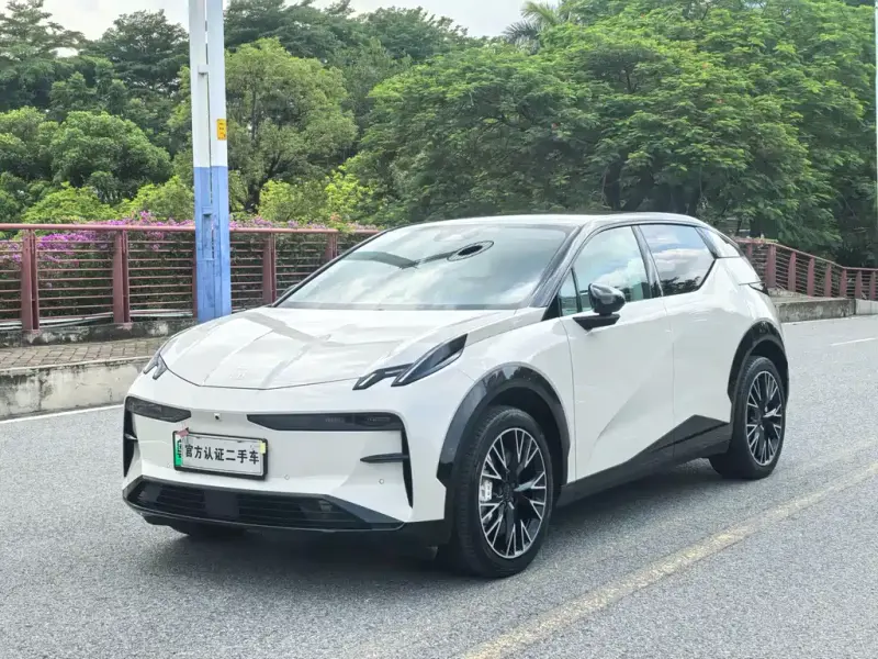 Zeekr X, 2024
