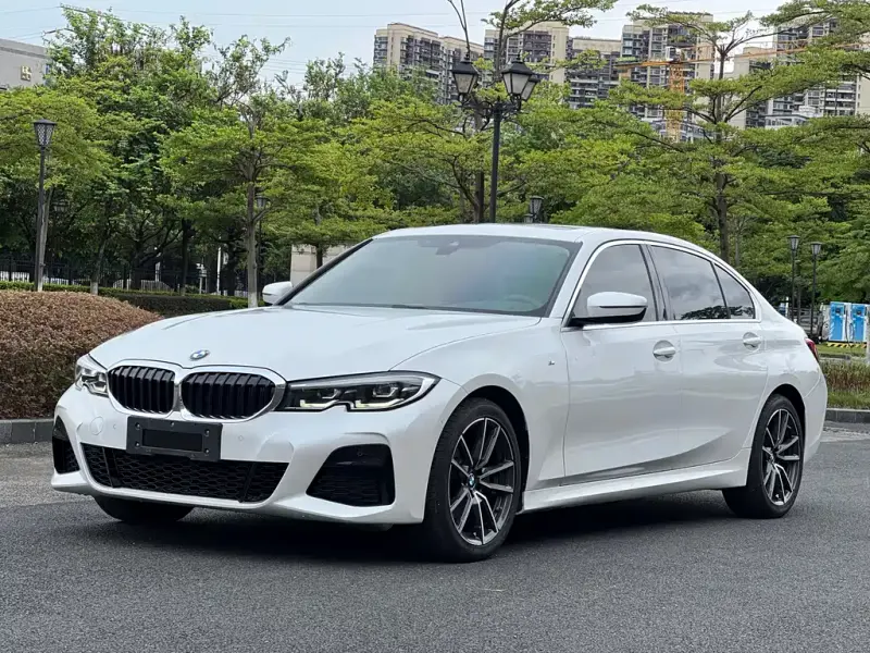 BMW 3 Series, 2019 — фото 1