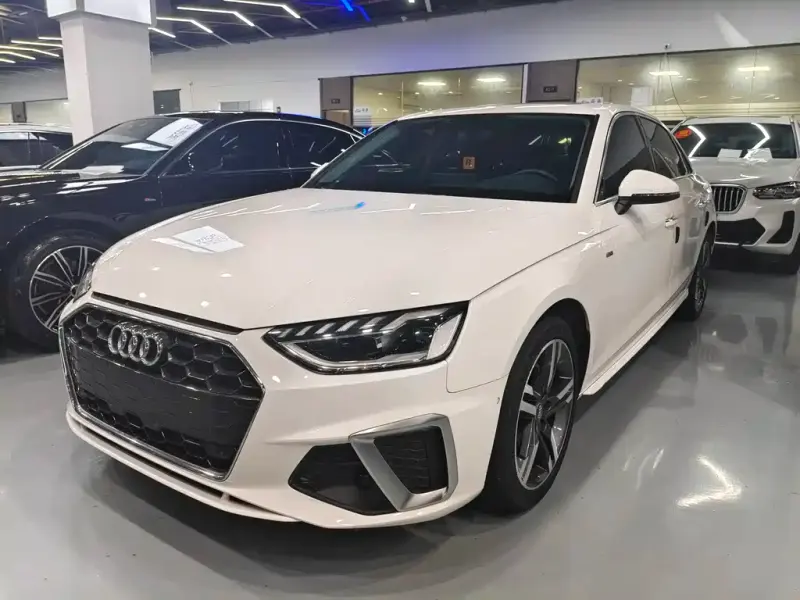 Audi A4L, 2021 — фото 1