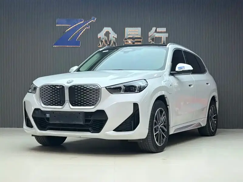 BMW iX1, 2024
