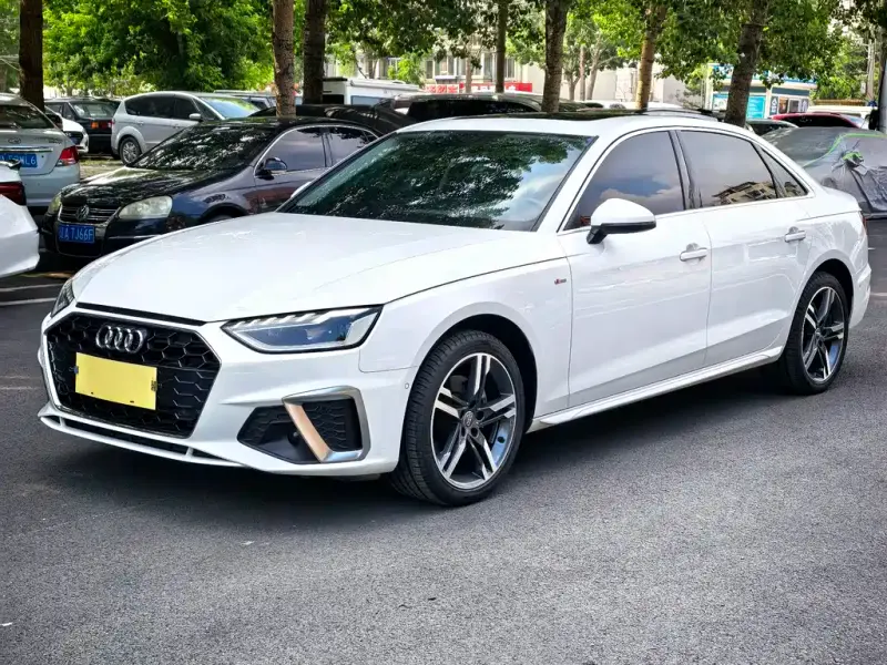 Audi A4L, 2021