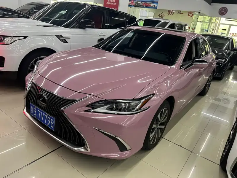 Lexus ES, 2020