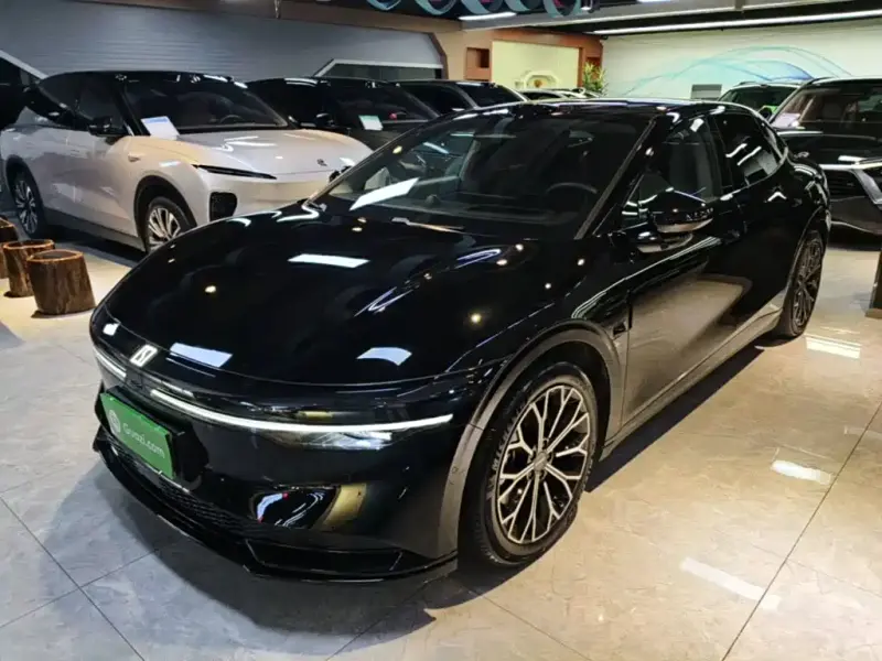 Zeekr 007, 2024