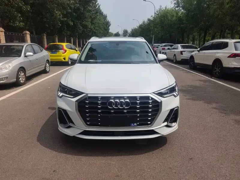Audi Q3, 2022