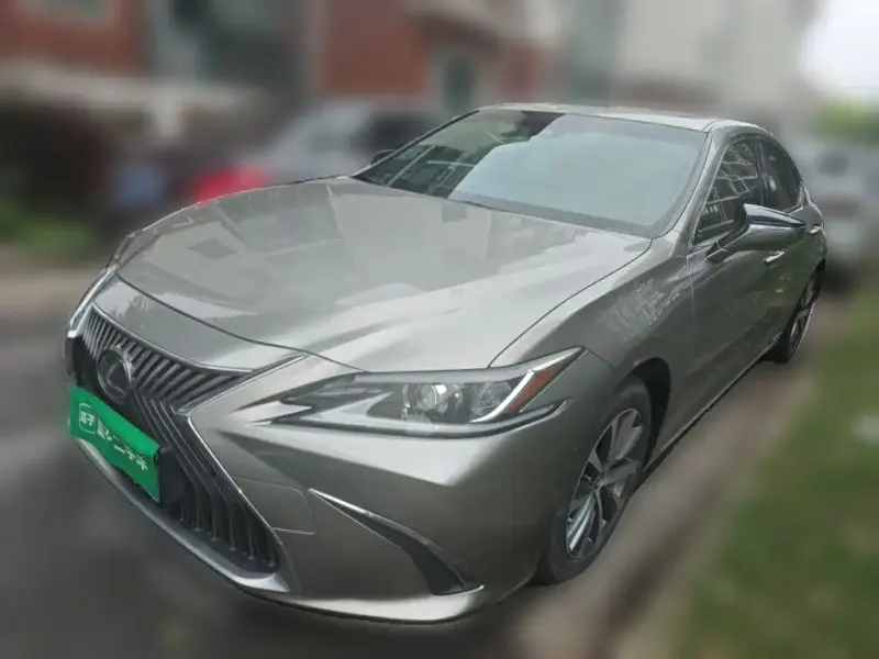 Lexus ES, 2019
