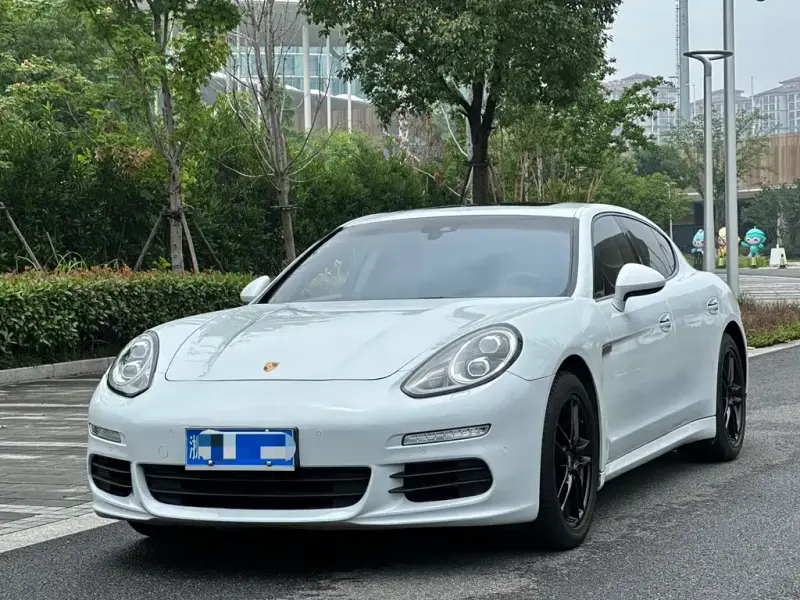 Porsche Panamera, 2016 — фото 1