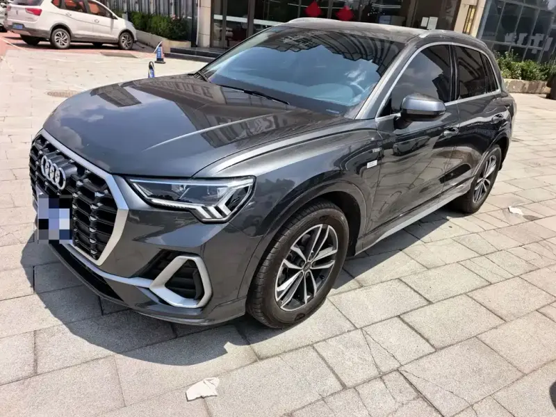 Audi Q3, 2022