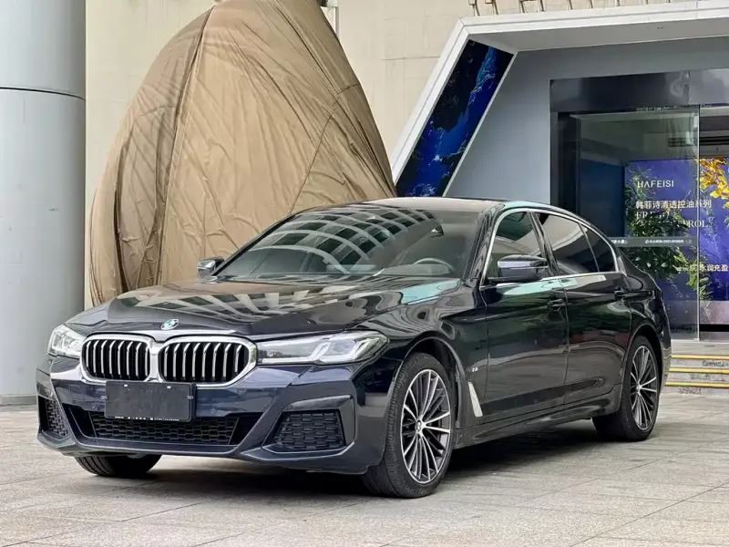 BMW 5 Series, 2022