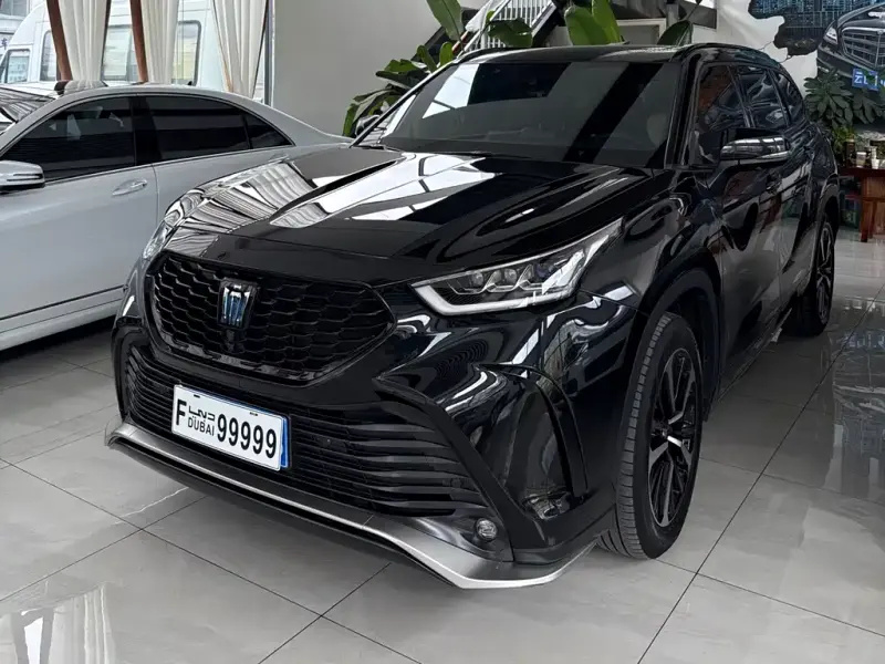 Toyota Crown Kluger, 2023